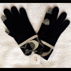 NWT Coach Winter Sparkle Gloves